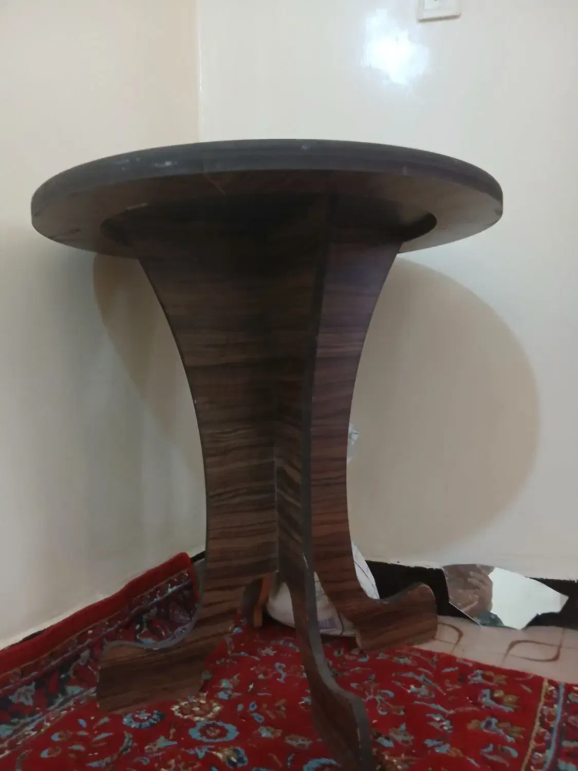 میز|میز و صندلی غذاخوری|مسجد سلیمان, |دیوار