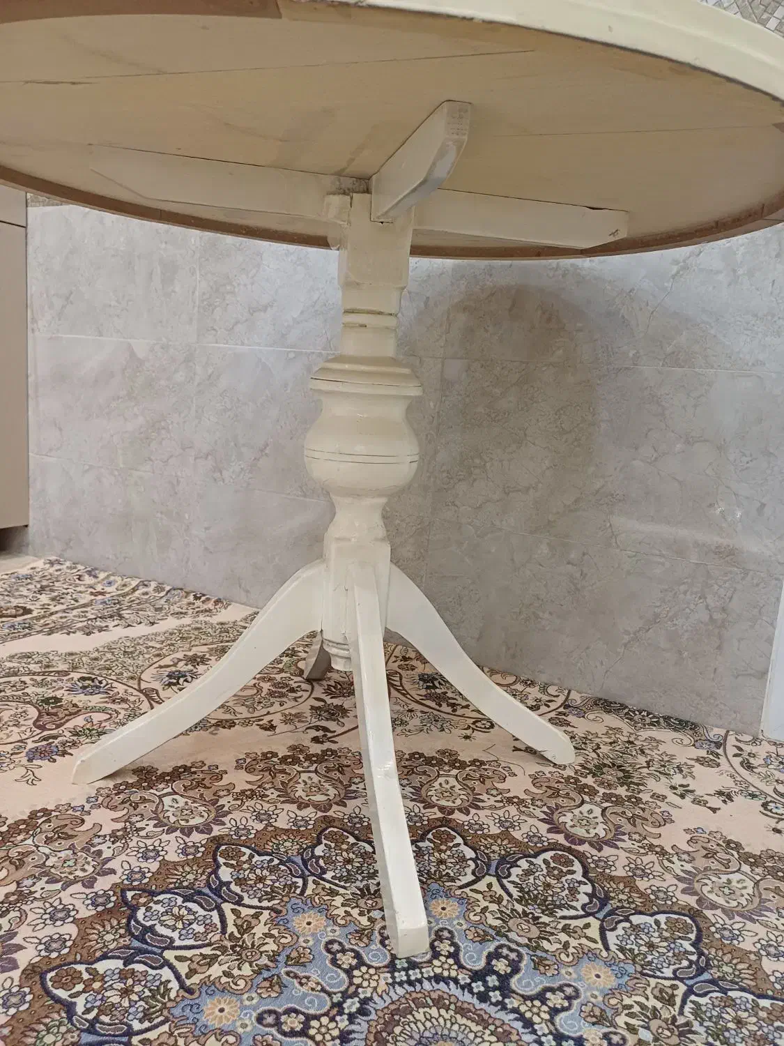 میز نهار خوری بدون صندلی|میز و صندلی غذاخوری|قم, مسجد امام حسن|دیوار