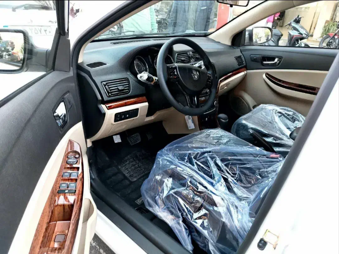 شاهین پلاس اتومات مدل ۴۰۴ رنگ سفید|خودرو سواری و وانت|تهران, حکمت|دیوار