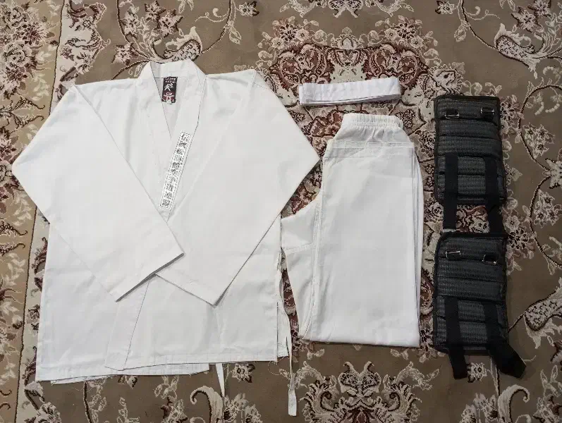 لباس کاراته در حد نو|لباس|سنندج, |دیوار