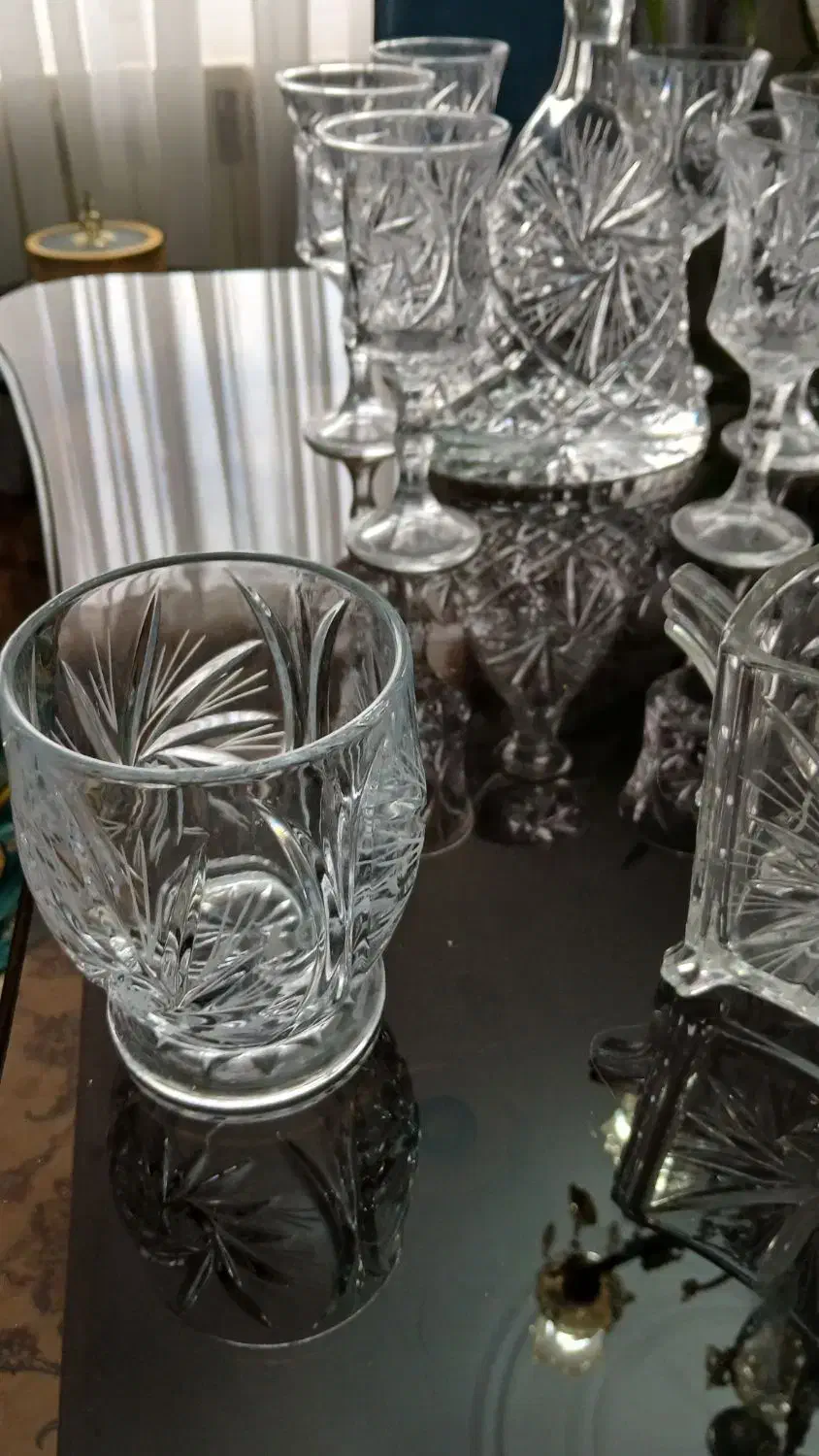 سرویس کریستال چک خورشیدی|ظروف سرو و پذیرایی|پردیس, فاز ۴|دیوار