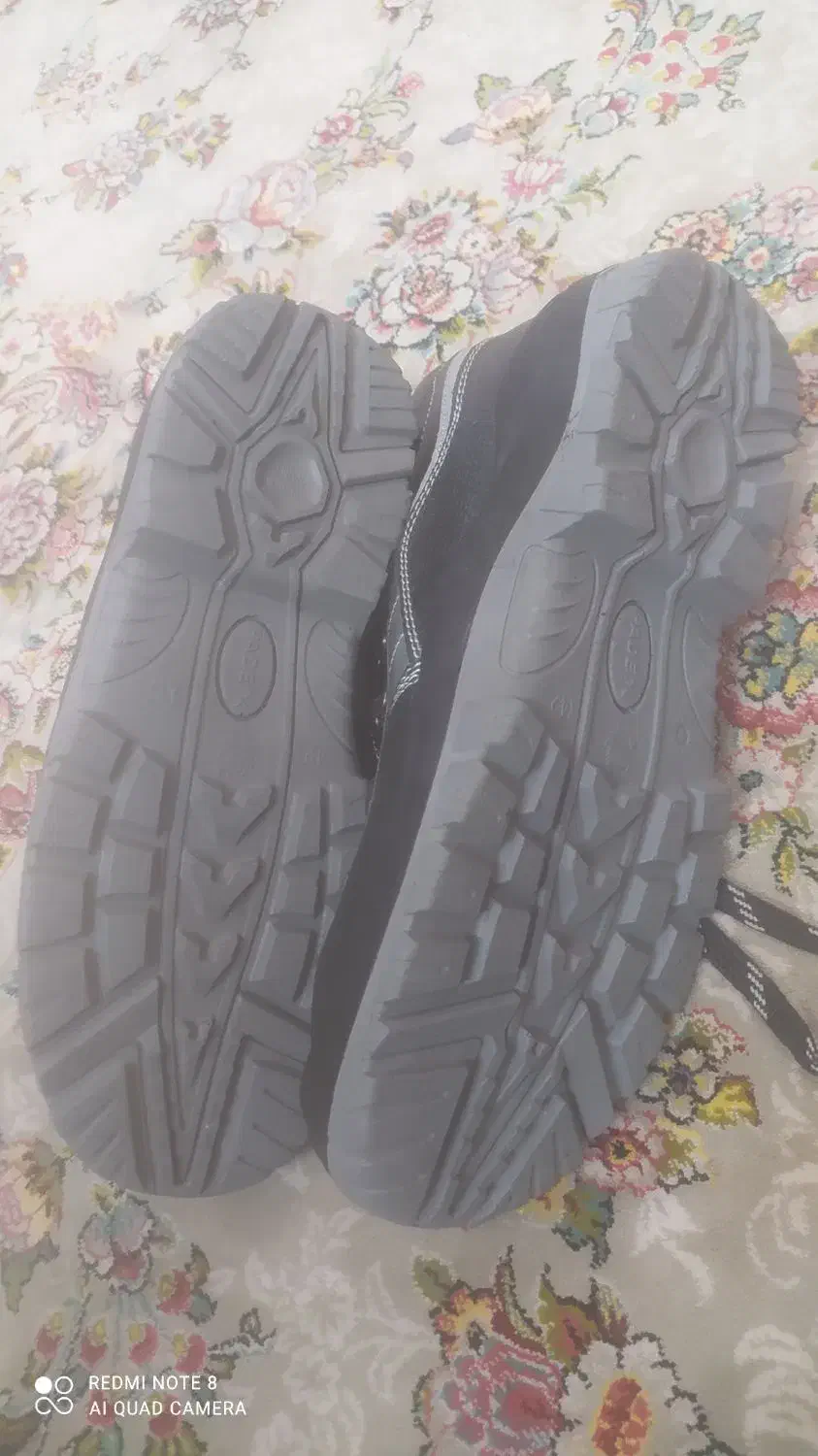 کفش ایمنی|کیف، کفش، کمربند|ملایر, |دیوار