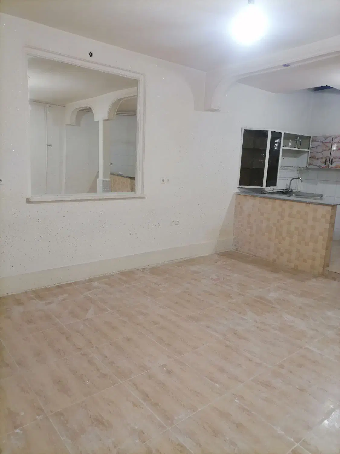 اجاره زیرزمین تک خواب مناسب خانوار2تا3نفر|اجارهٔ خانه و ویلا|قم, علی آباد سعدگان|دیوار