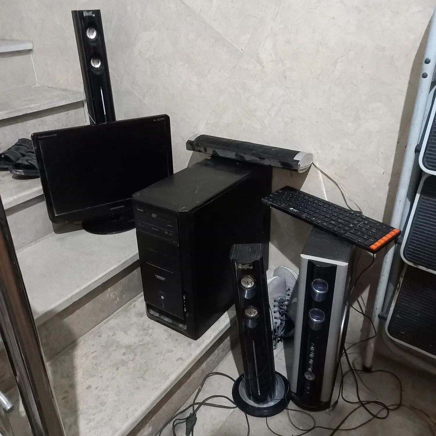 یه عدد کامپیوتر سالم دست نخورده همه چیزش کامل|رایانه رومیزی|قدس, شهر‌قدس|دیوار