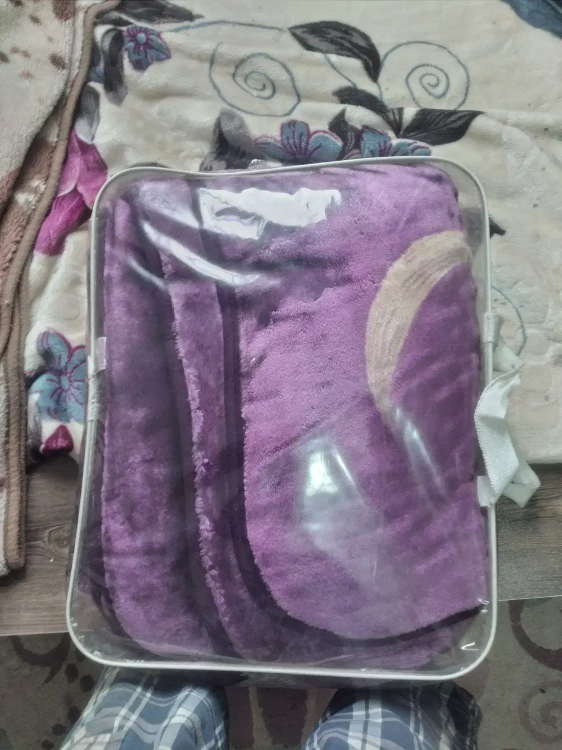 پتو نرم|رختخواب، بالش، پتو|گیلان غرب, |دیوار