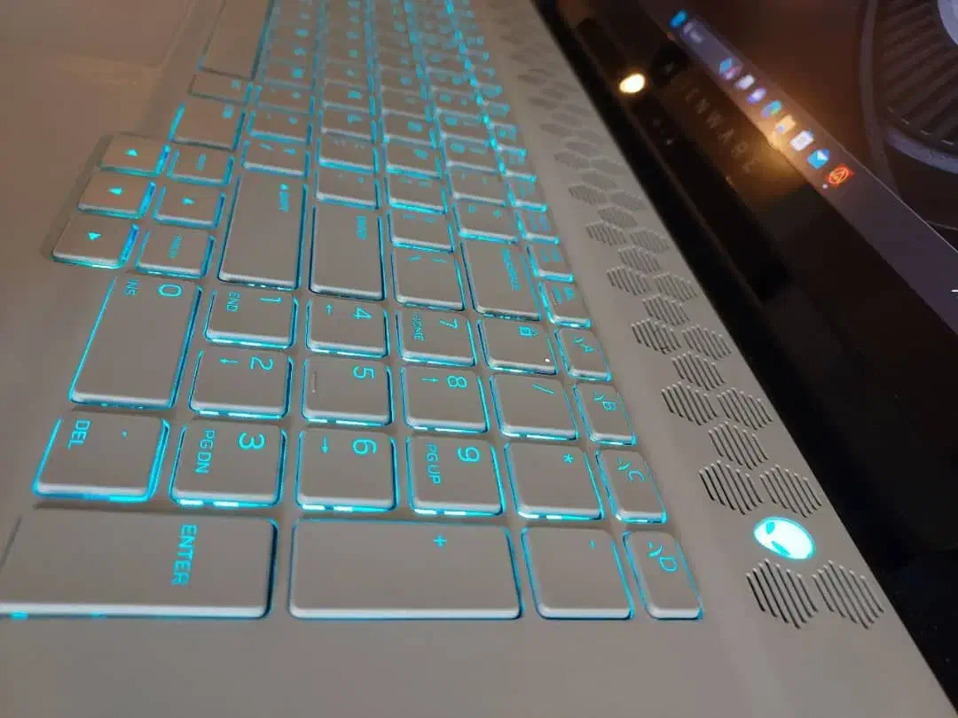 لپتاپ Alienware m17 R3|رایانه همراه|تهران, جمهوری|دیوار