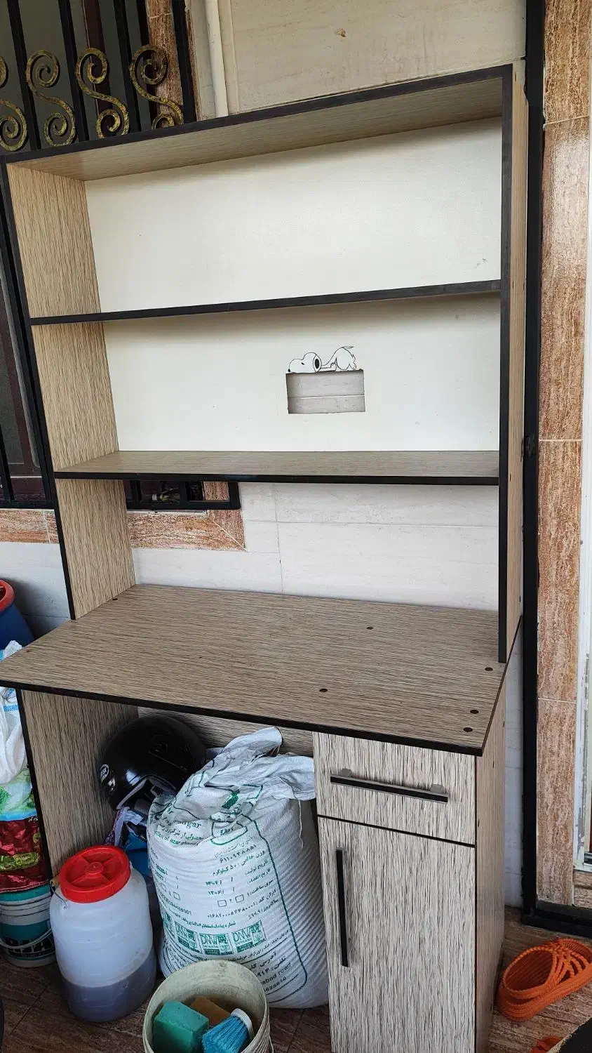 میز تحریر|میز تحریر و کامپیوتر|رشت, حومه رشت|دیوار