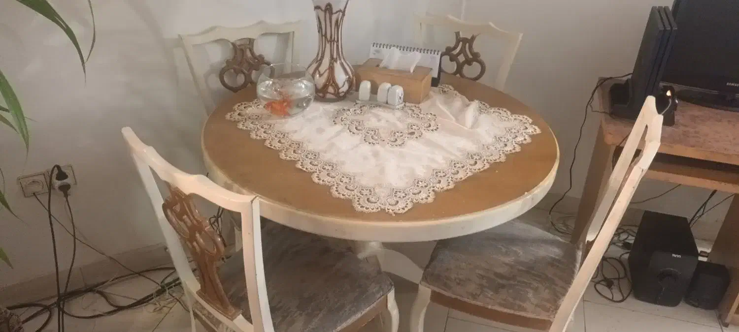 میز ناهار خوری گرد|میز و صندلی غذاخوری|تهران, نیکنام|دیوار