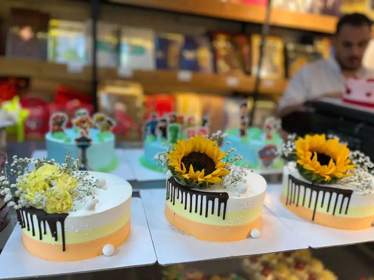 نیروی کار|استخدام خدمات فروشگاه و رستوران|گرمدره, |دیوار