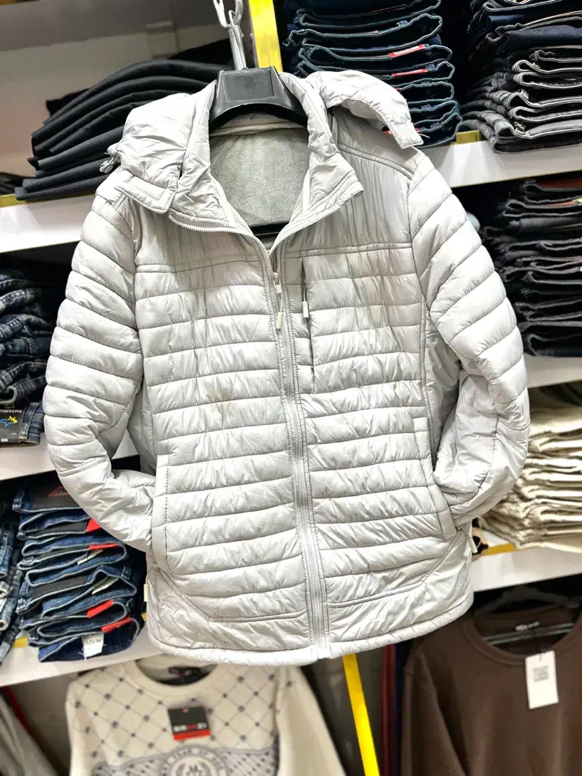 کاپشن نو|لباس|اشنویه, |دیوار