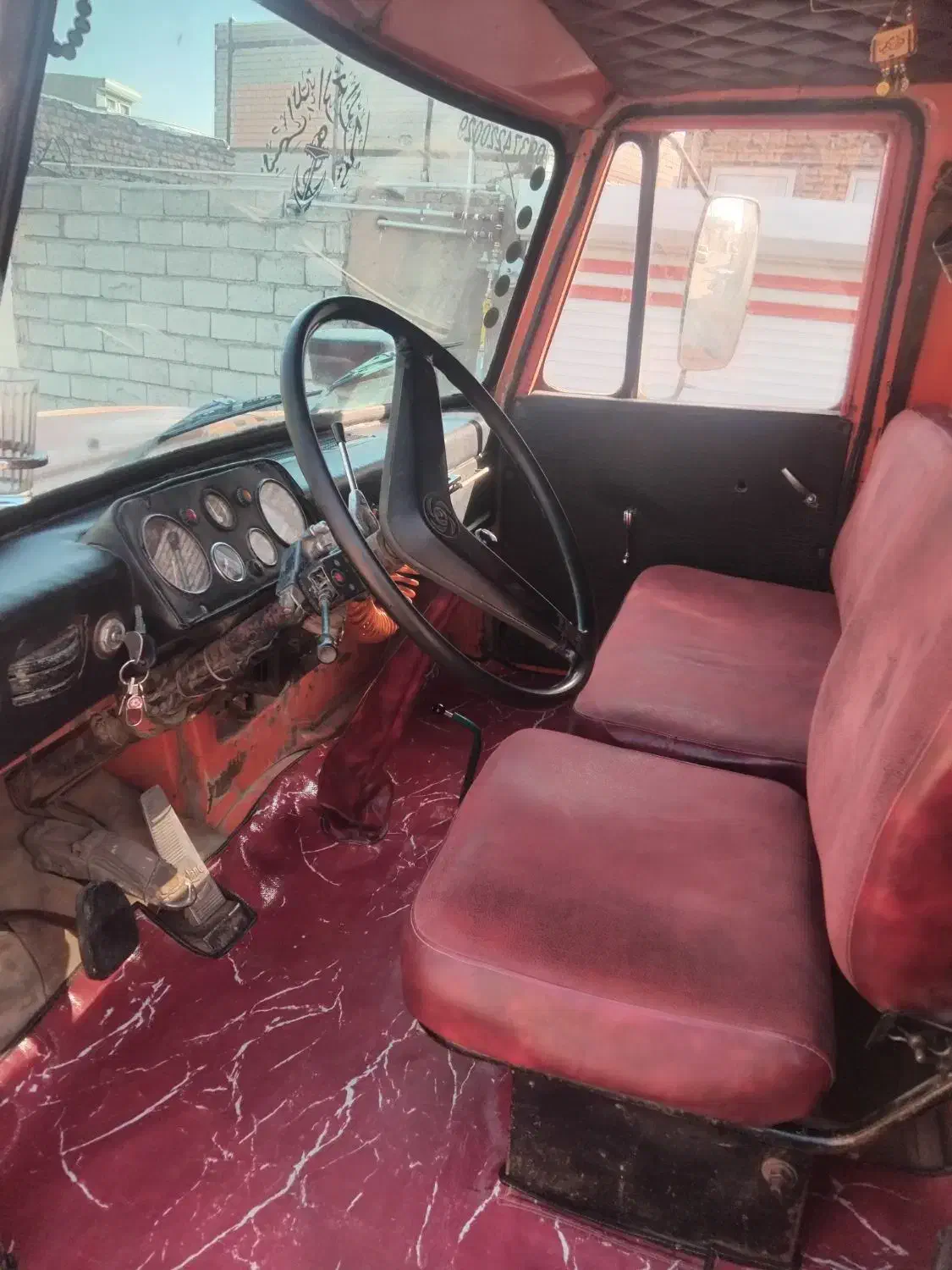 لیلاند|خودرو سنگین|شوط, |دیوار