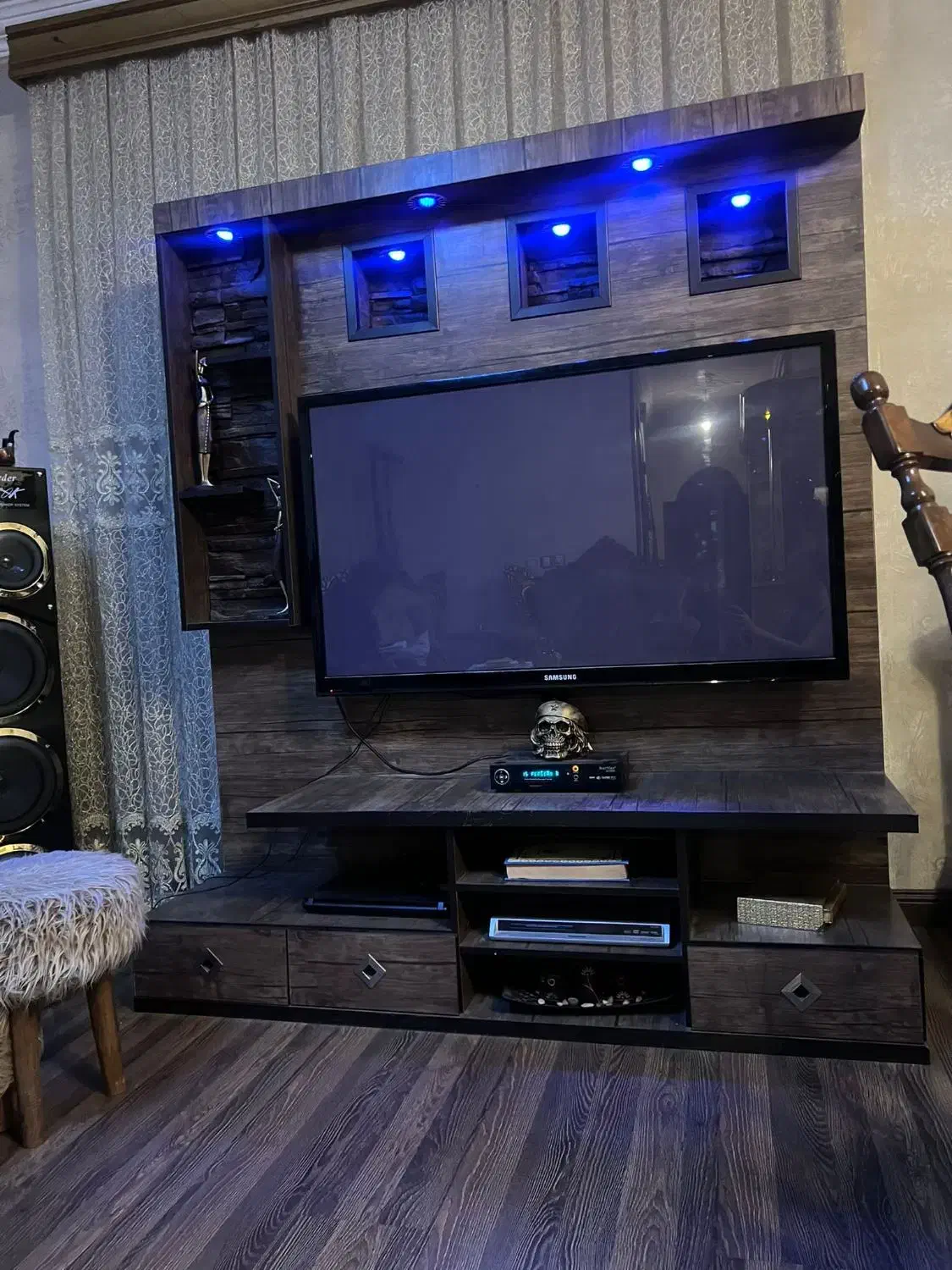 میز تلویزیون دو کاره لاکچری|میز تلویزیون|گرگان, |دیوار