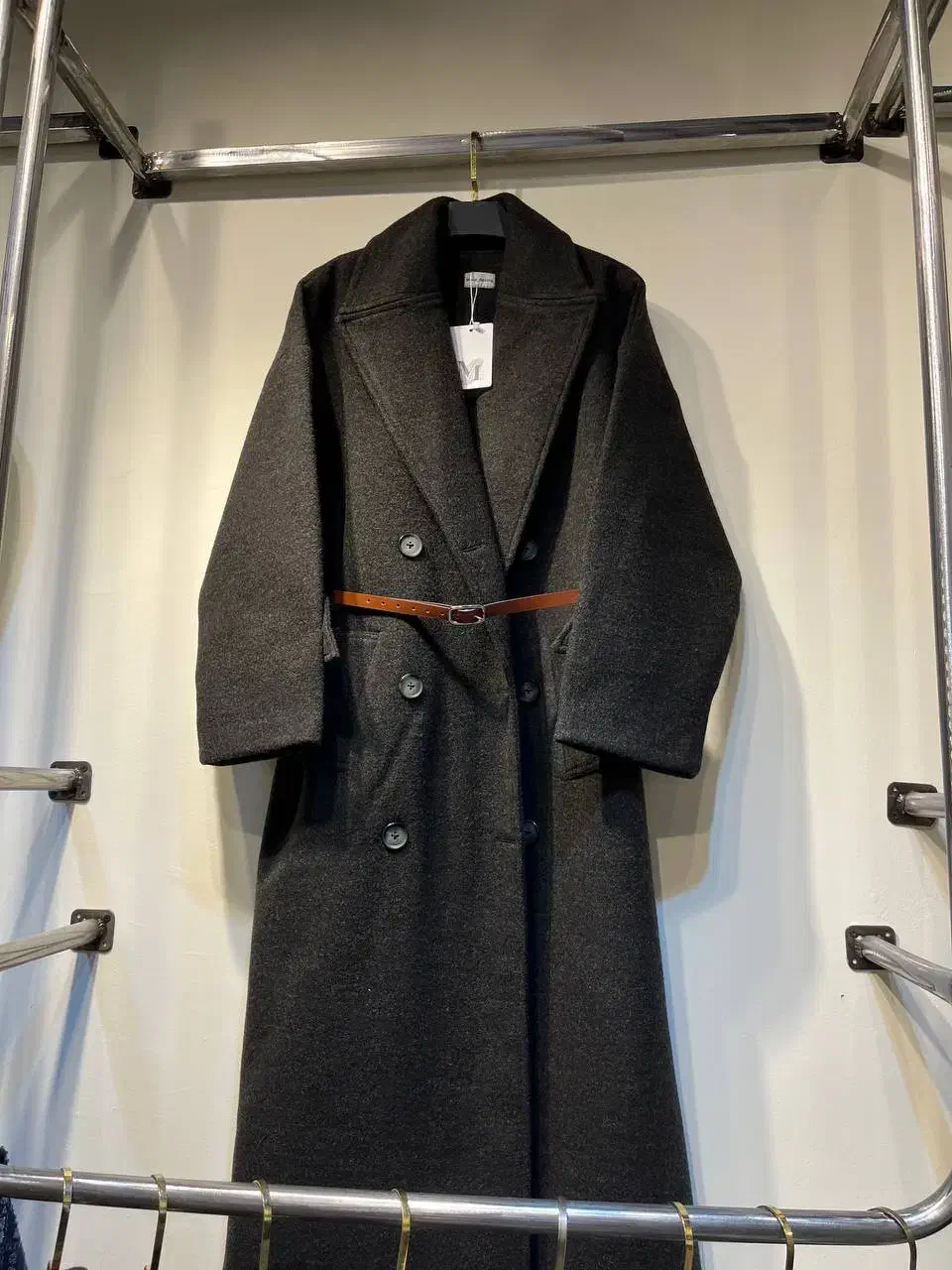 گالری مانتو شلوار لبخند درسرابله انتهای پاساژمرکزی|لباس|چرداول, |دیوار