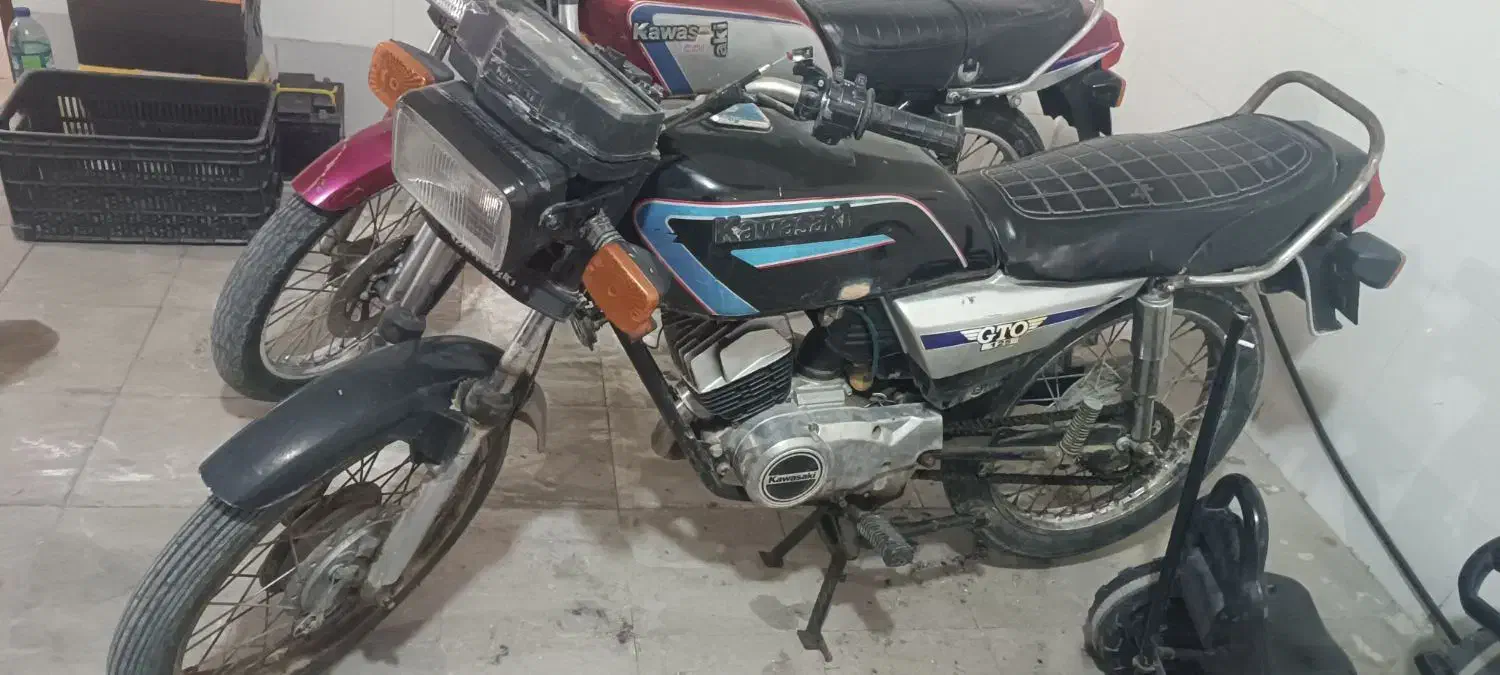 کاوازاکی موتورسیکلت|موتورسیکلت|شیراز, فرودگاه شهید دستغیب شیراز|دیوار