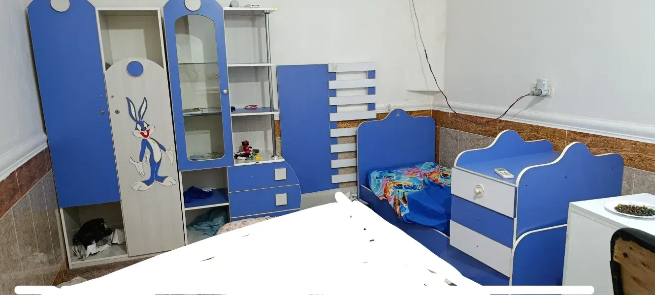 تخت نوجوان|تخت و صندلی بچه|دوگنبدان, |دیوار