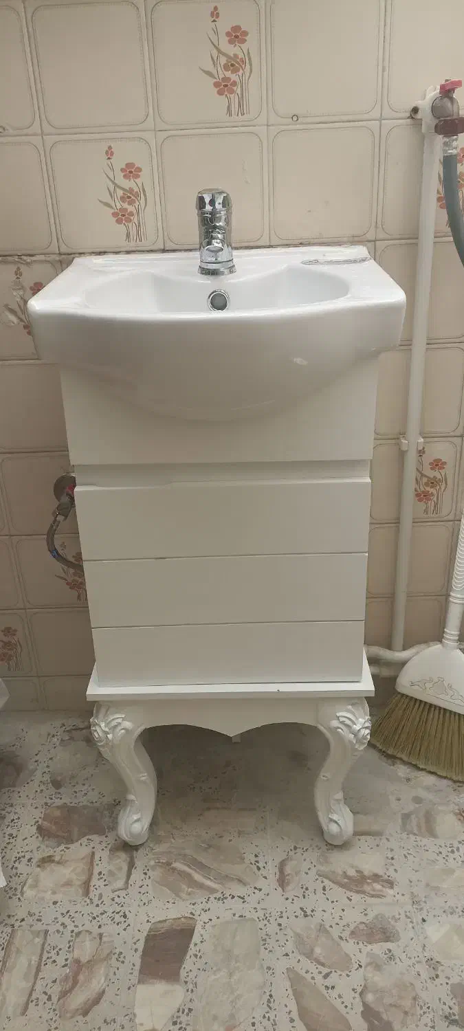 روشویی کمدی|لوازم سرویس بهداشتی|بروجرد, |دیوار