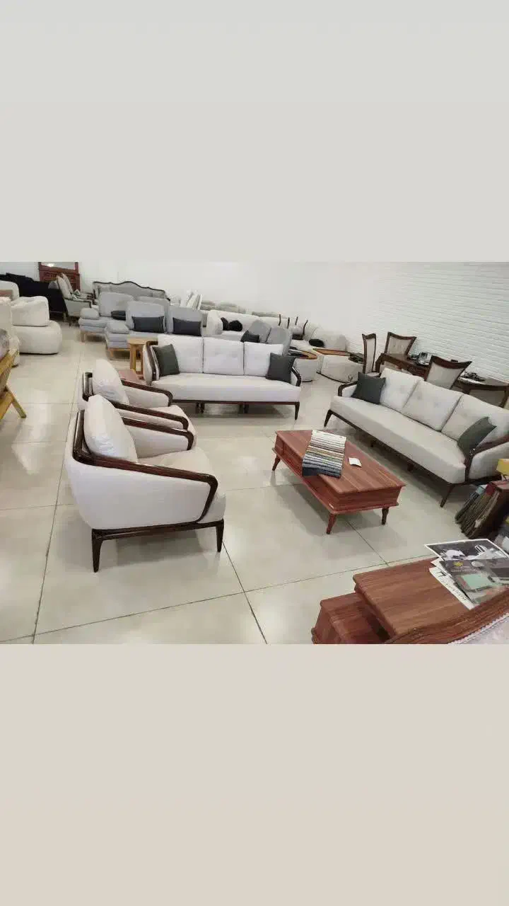 راحتی بی‌پایان٪طراحی بی‌نظیر با انتخاب مبل دلاوران|مبلمان خانگی و میز عسلی|زارچ, |دیوار