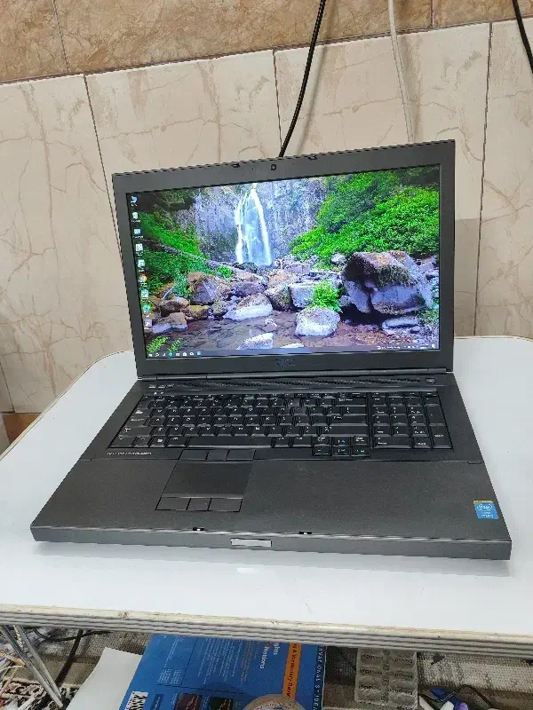 لپ تاپ قوی m6800  چهار گیگی گرافیک انودیا i7|رایانه همراه|قم, تعویض پلاک|دیوار