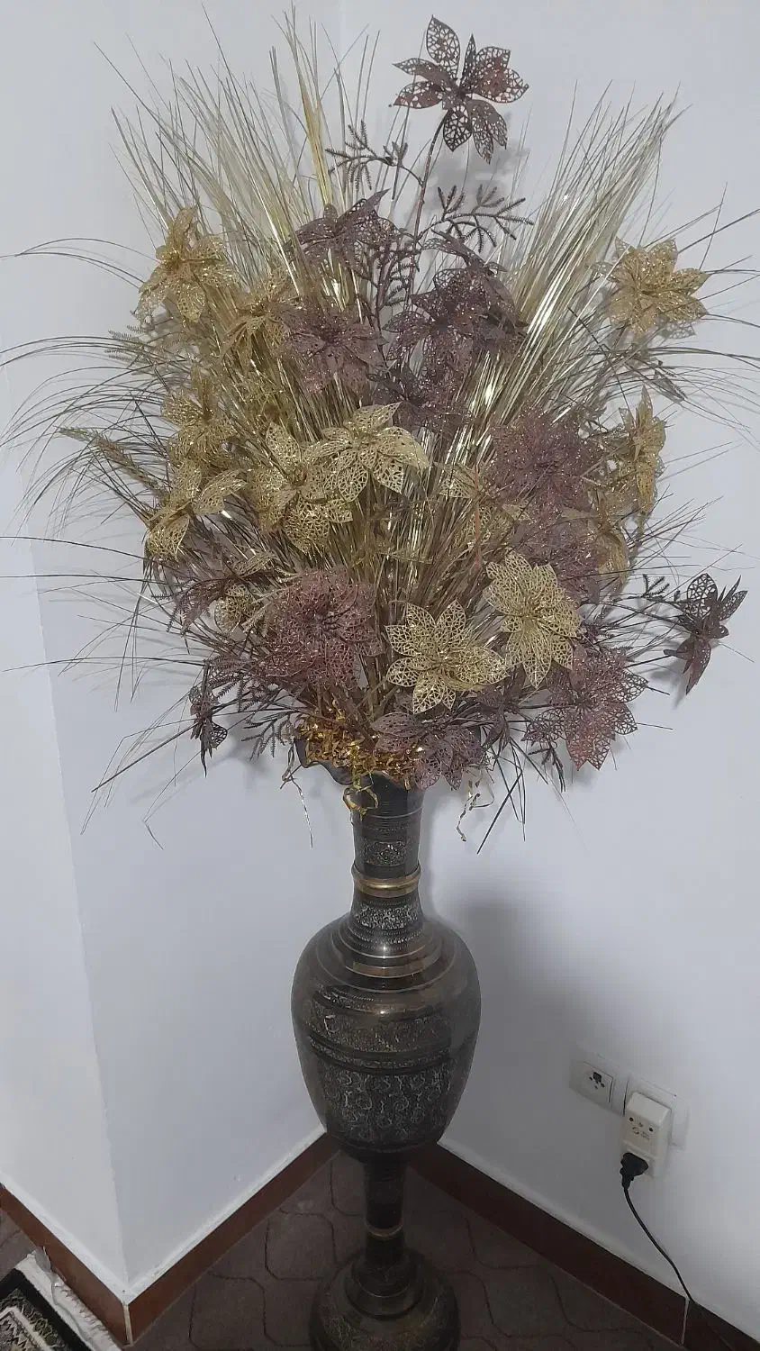 گل مصنوعی بزرگ|گل و گیاه طبیعی|نسیمشهر, |دیوار