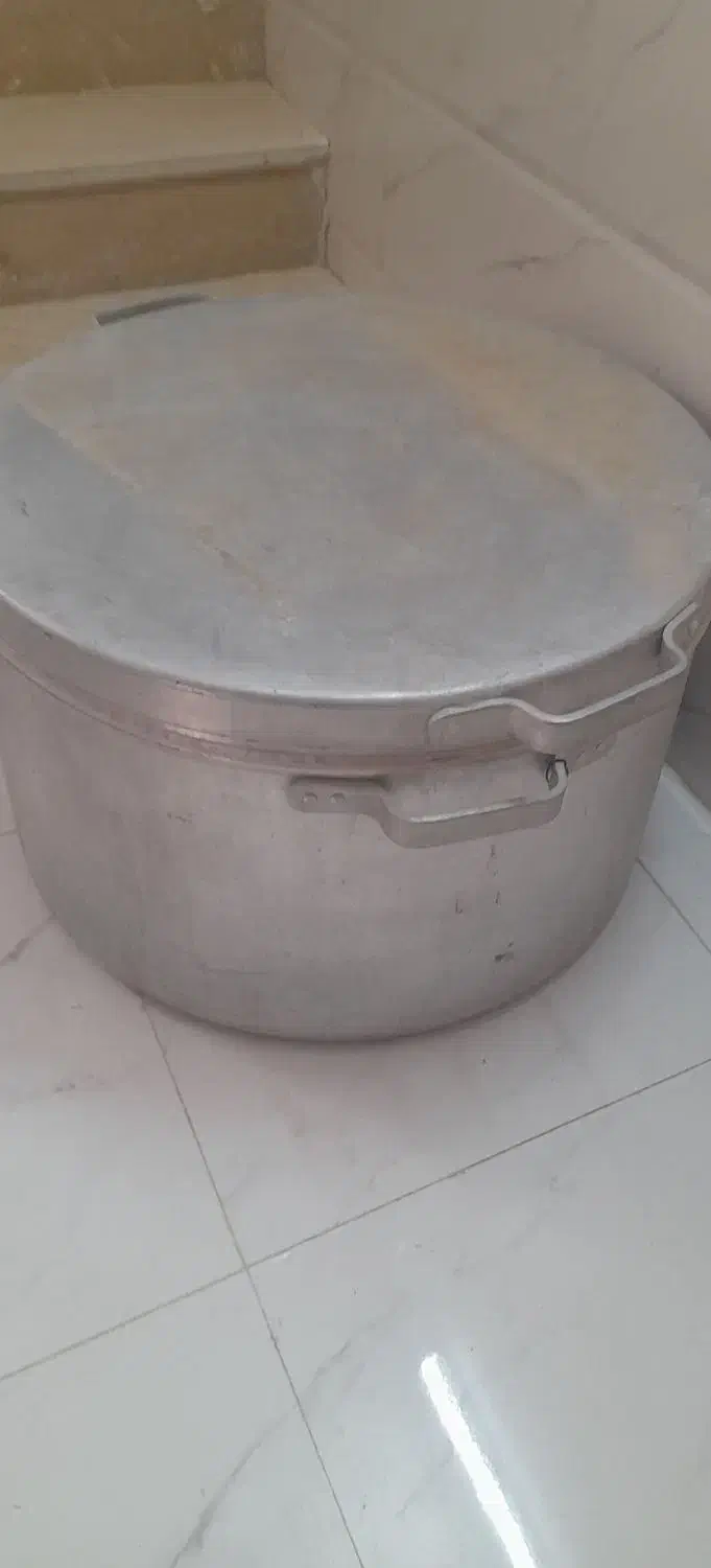 دیگ روی روحی ۳۰۰ نفره لوازم خانه منزل حراج|ظروف پختوپز|یزد, |دیوار