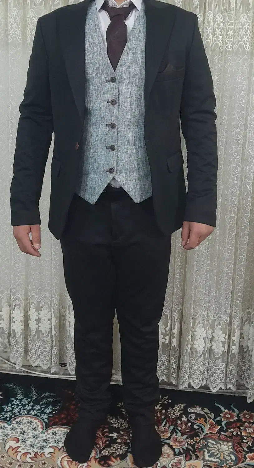 کت وشلوار سایز 4۸|لباس|صحنه, |دیوار