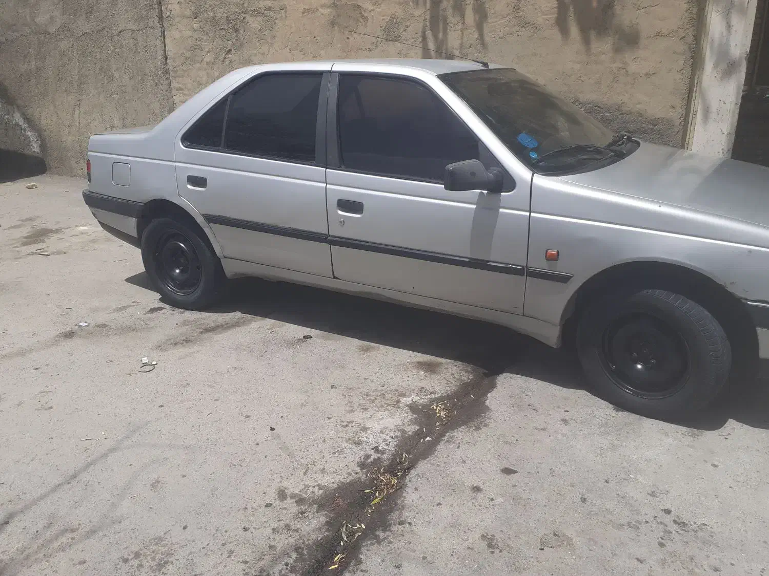 پژو ۴۰۵|خودرو سواری و وانت|شهرکرد, |دیوار