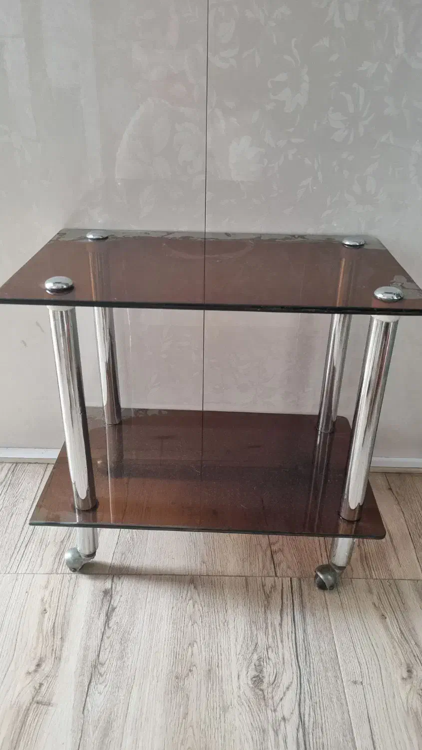 میز شیشه ای پایه استیل|مبلمان خانگی و میز عسلی|سبزوار, ابوریحان|دیوار