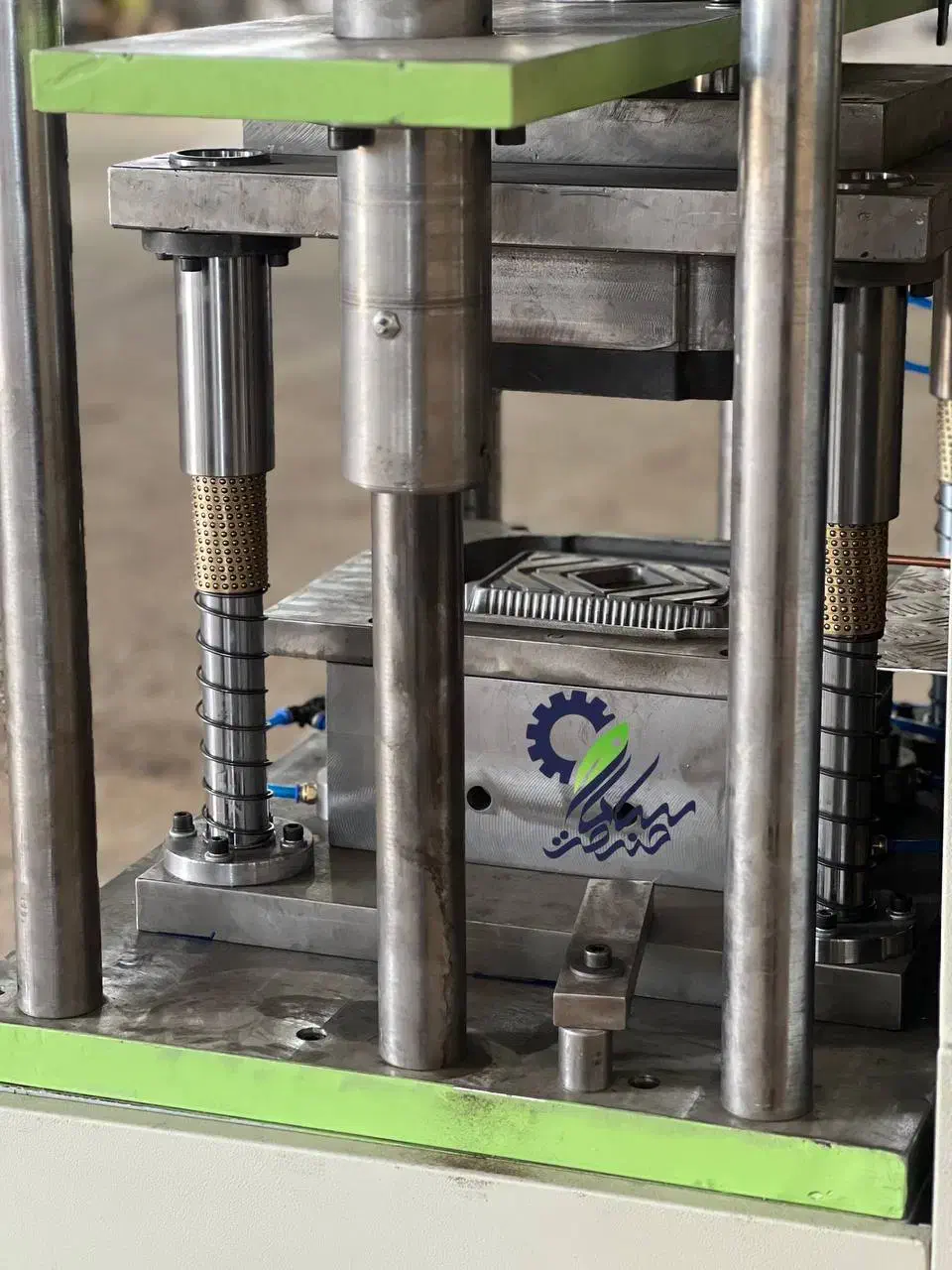 دستگاه ظروف آلومینیوم خط تولیدظروف|ماشین‌آلات صنعتی|تهران, استاد معین|دیوار