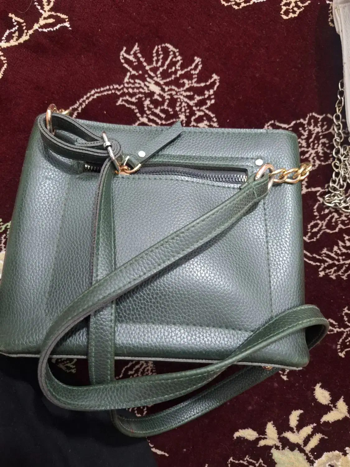 کیف|کیف، کفش، کمربند|یاسوج, |دیوار