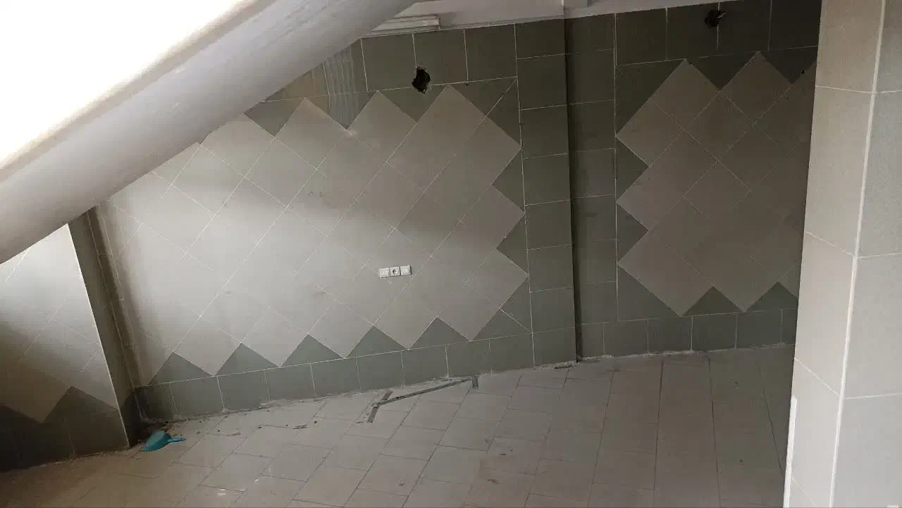 زیرزمین تجاری نزدیک بازار ۱۵۰متربر|اجارهٔ مغازه و غرفه|قم, تکیه آقا سید حسنی|دیوار