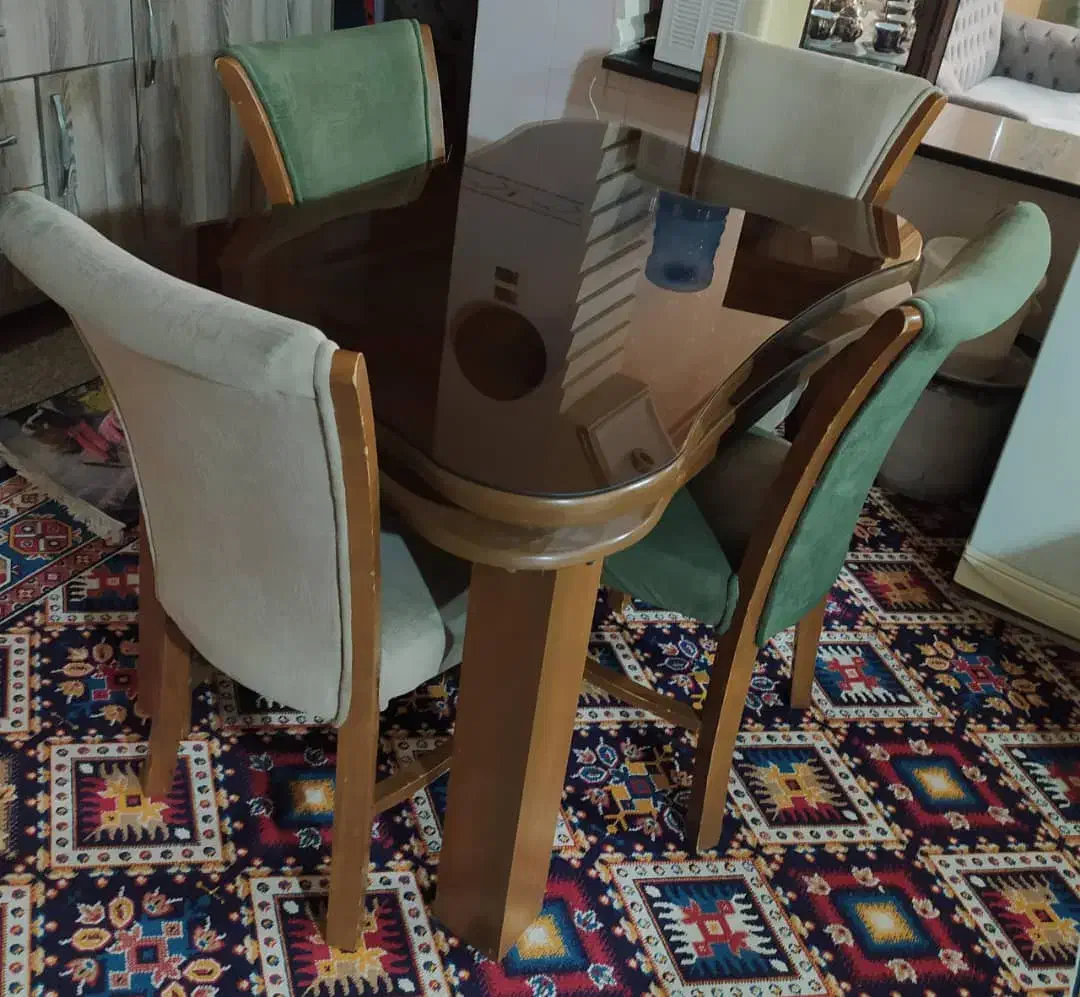 میز چهار نفره وصندلی نهار خوری  ۶۲۰۰۰۰۰|میز و صندلی غذاخوری|بهبهان, |دیوار