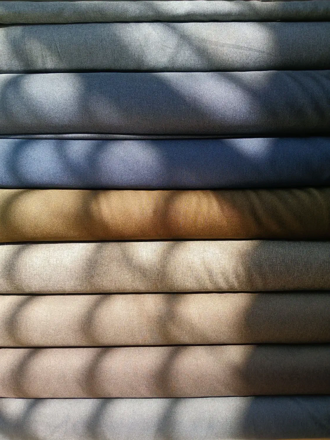 پارچه فروشی حراج واقعی|لباس|مریوان, |دیوار