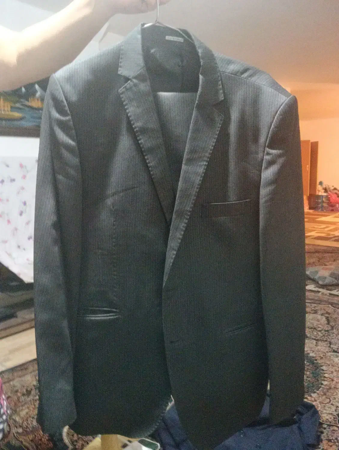 فروش یک عدد کت و شلوار اداری رنگه دلفینی خط دار|لباس|شیراز, مبعث|دیوار