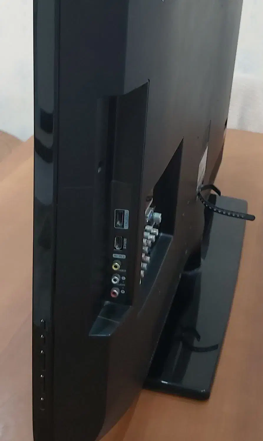 تلویزیون سامسونگ ۴۰ اینچ|تلویزیون و پروژکتور|بوشهر, |دیوار