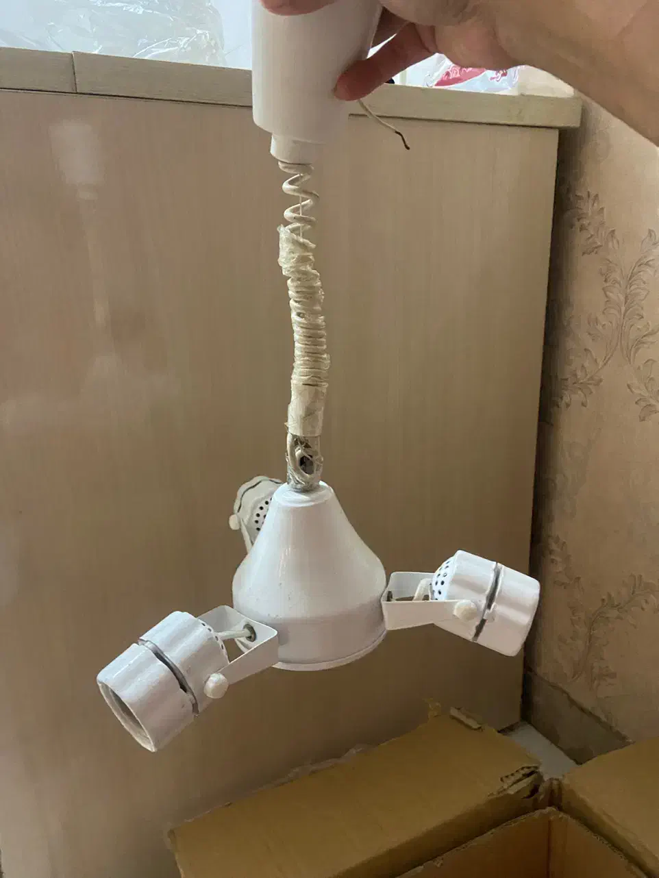 سالم|لوستر و چراغ آویز|گرگان, |دیوار