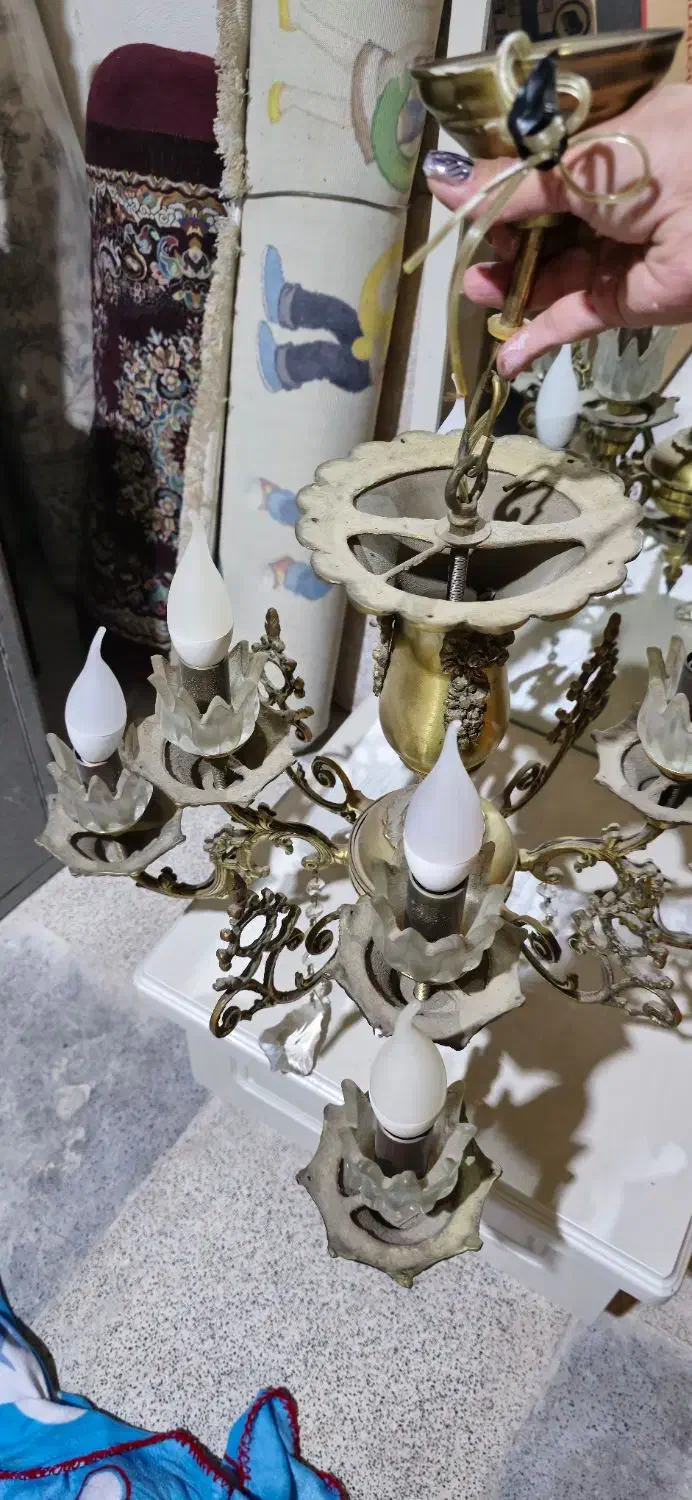 لوستر برنز|لوستر و چراغ آویز|اصفهان, باغ فدک|دیوار