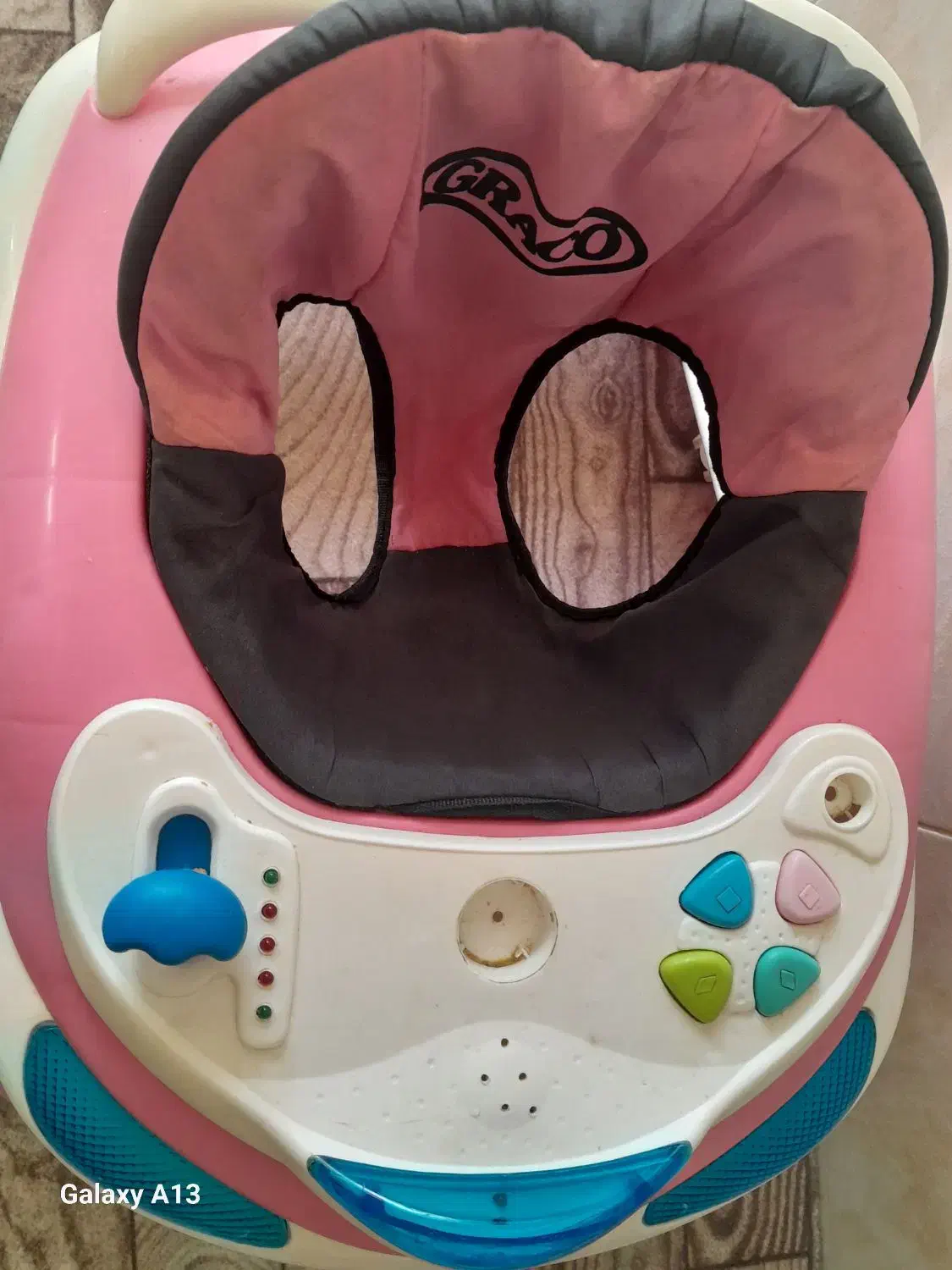 فروشی|کالسکه و لوازم جانبی|بشاریات, |دیوار