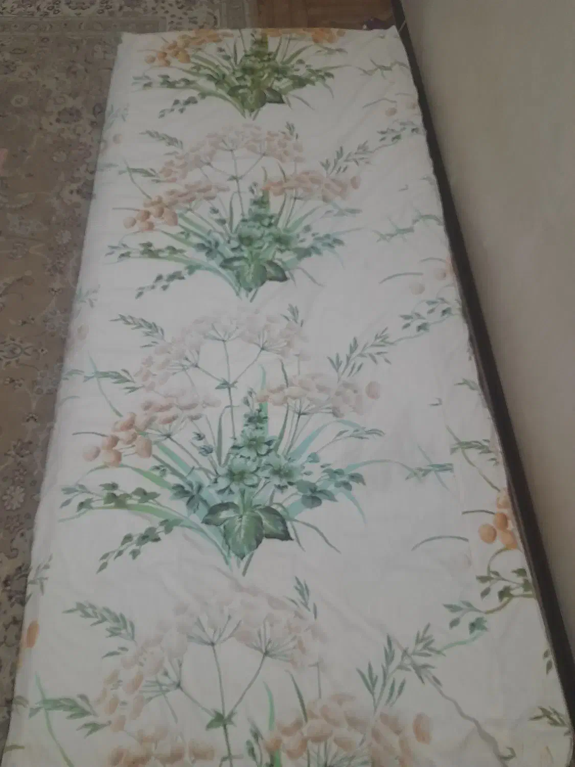 تشک تخت|تشک تختخواب|قم, هنرستان|دیوار