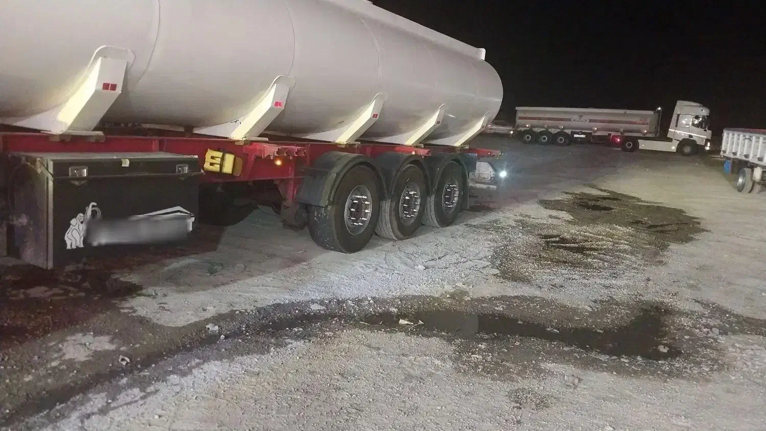 تانکر حمل ۴ مواد درجه ۱|خودرو سنگین|خرم‌آباد, |دیوار