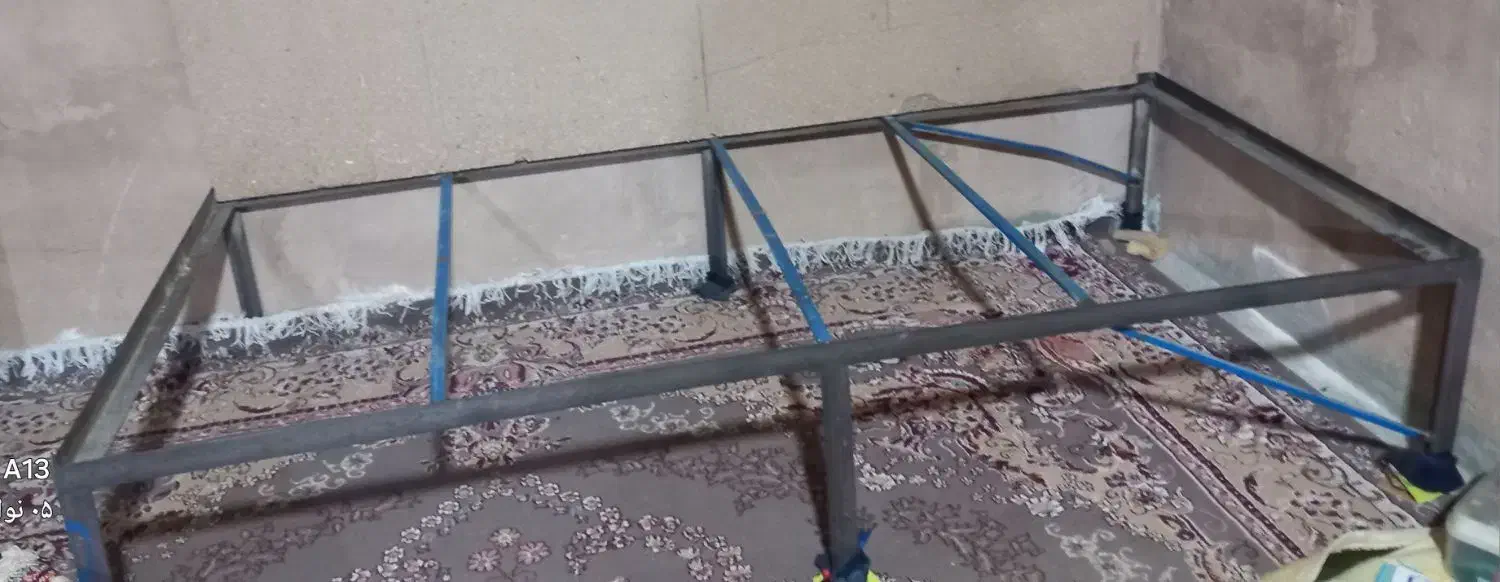 تخت یک نفری|تخت و سرویس خواب|بهمن صغاد, |دیوار