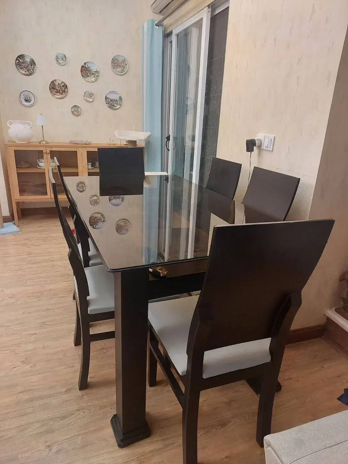 میز وسط صندلی ۶ نفره|میز و صندلی غذاخوری|گرگان, |دیوار