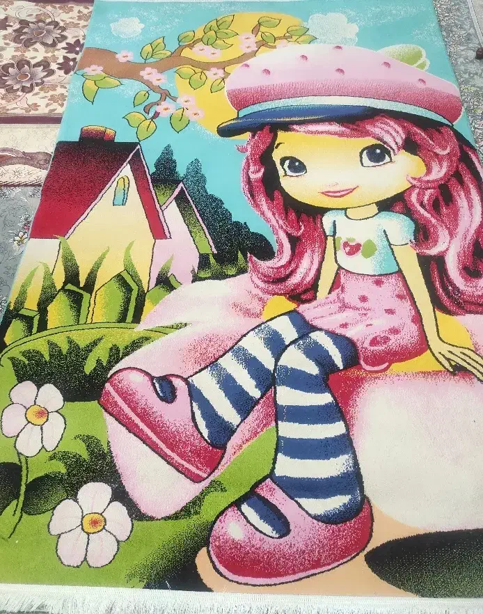 فرش طرح کودک،دخترانه،دخترتوت فرنگی|فرش|قائن, |دیوار