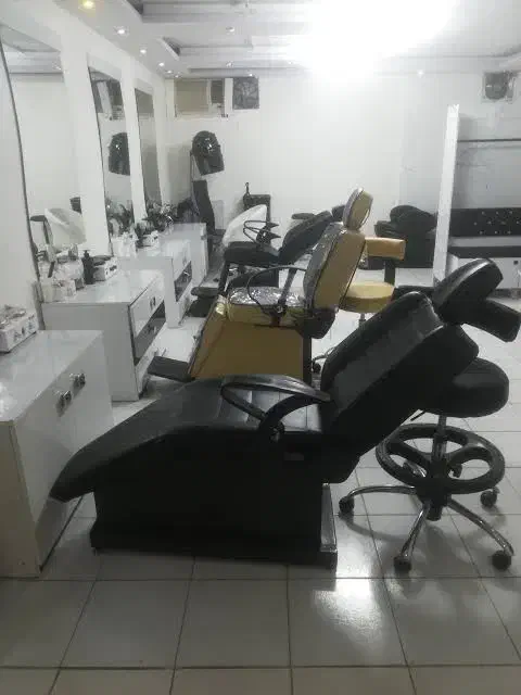 مدل|خدمات آرایشگری و زیبایی|بوکان, |دیوار