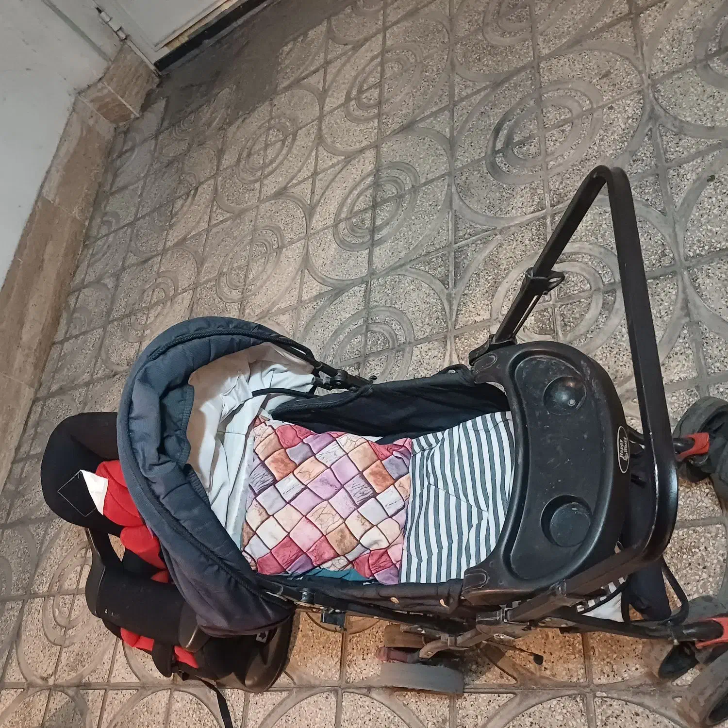 صندلی ماشین وکالسکه|کالسکه و لوازم جانبی|تهران, گلچین|دیوار