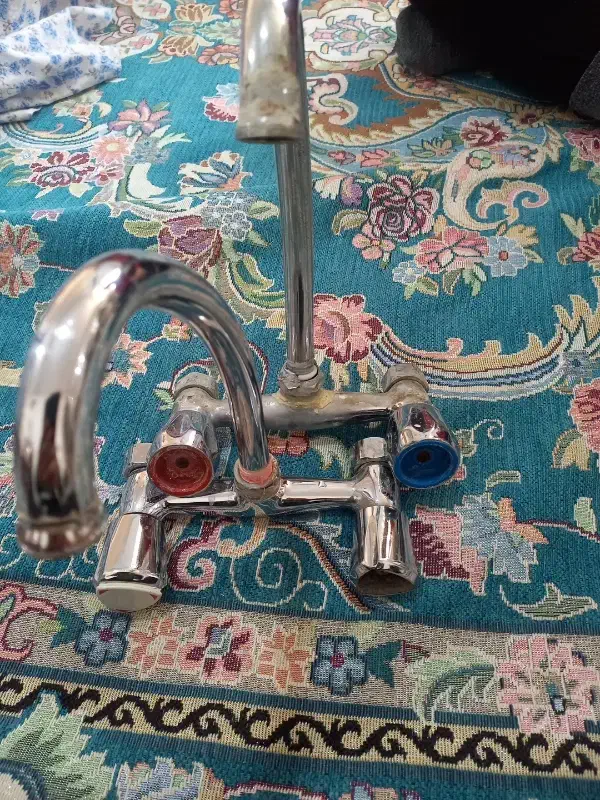 شیر دستی|لوازم سرویس بهداشتی|مرند, |دیوار