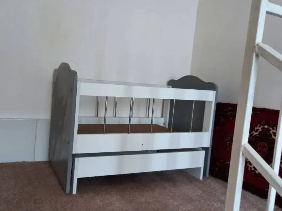 گهواره متحرک|تخت و سرویس خواب|مریوان, |دیوار