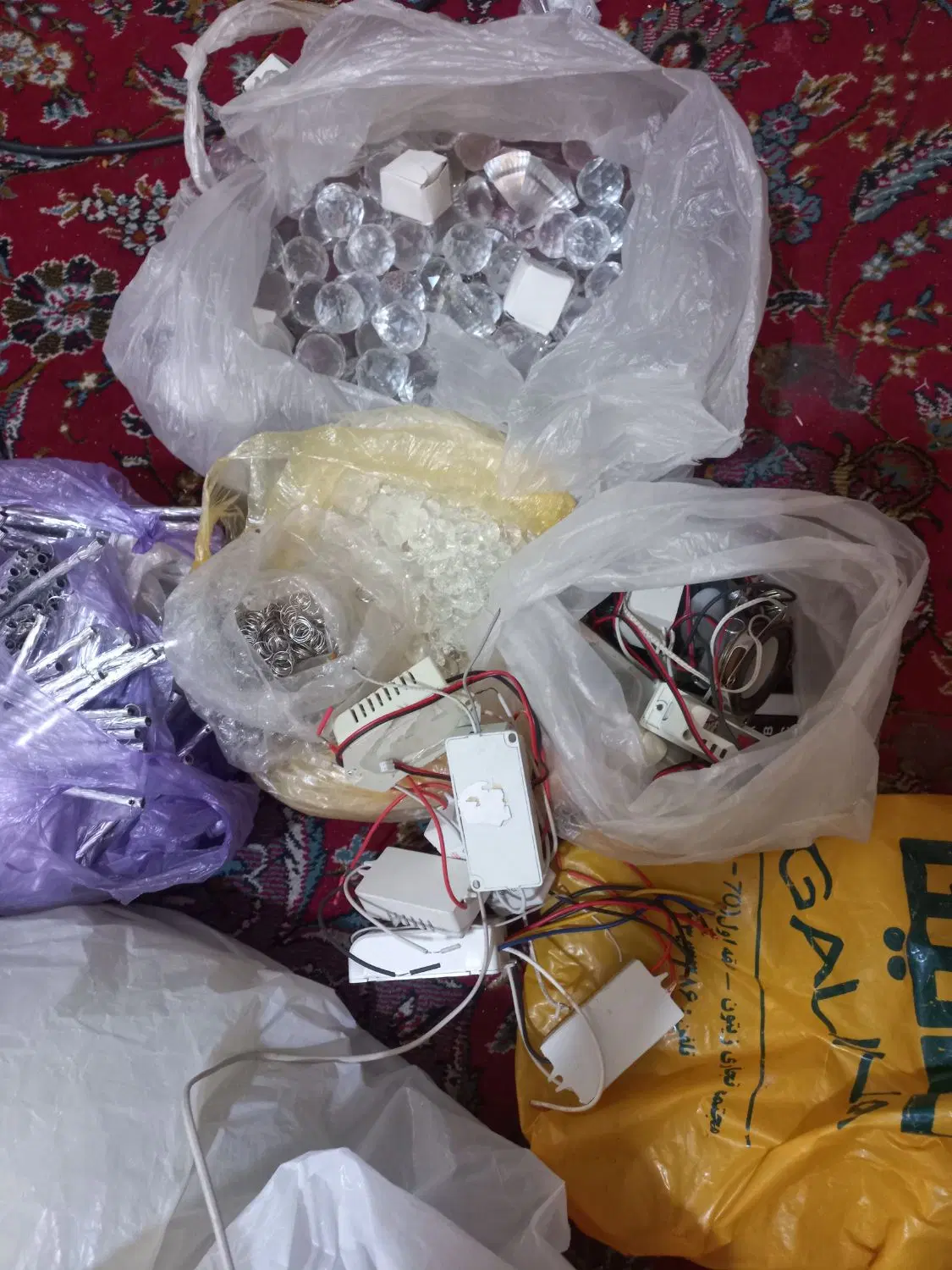 وسایل لوستر نو|لوستر و چراغ آویز|شیراز, گلکوب|دیوار