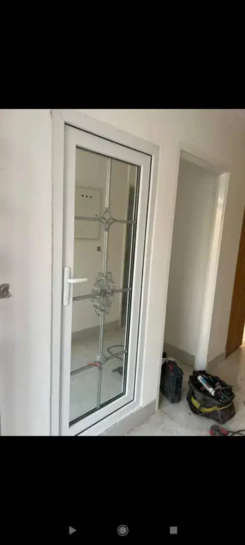 درب سرویس و پنجره UPVC|مصالح و تجهیزات ساختمان|بندرعباس, |دیوار