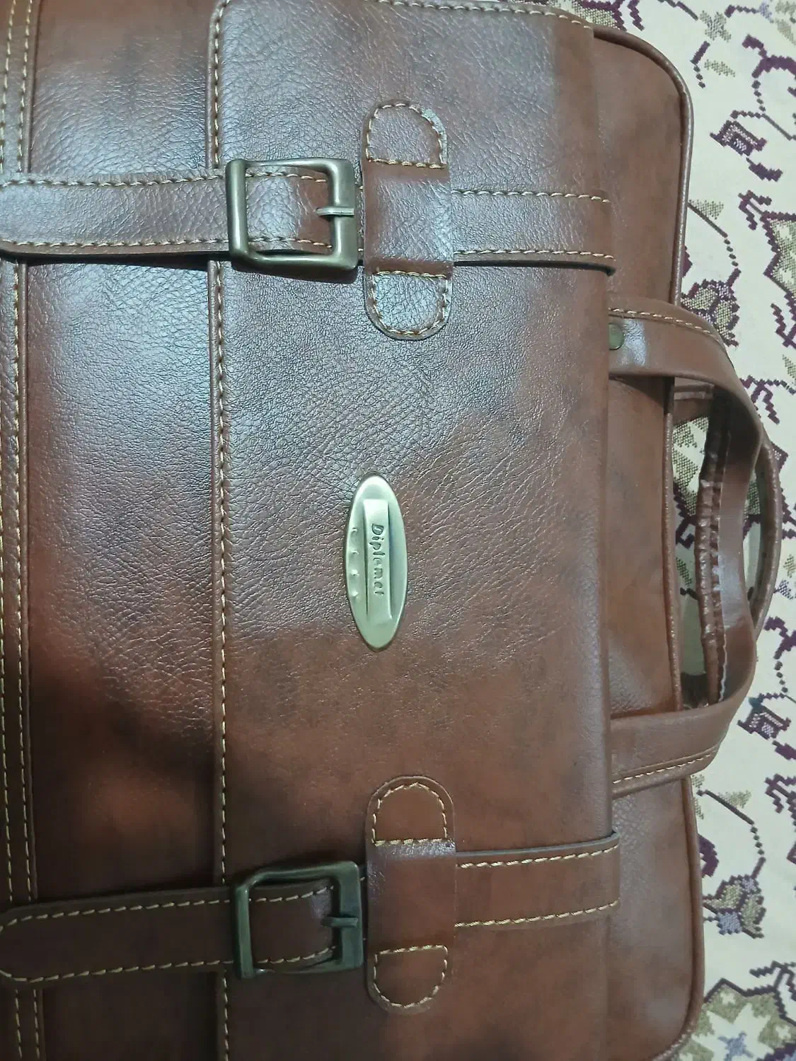 کیف|کیف، کفش، کمربند|زنجان, |دیوار