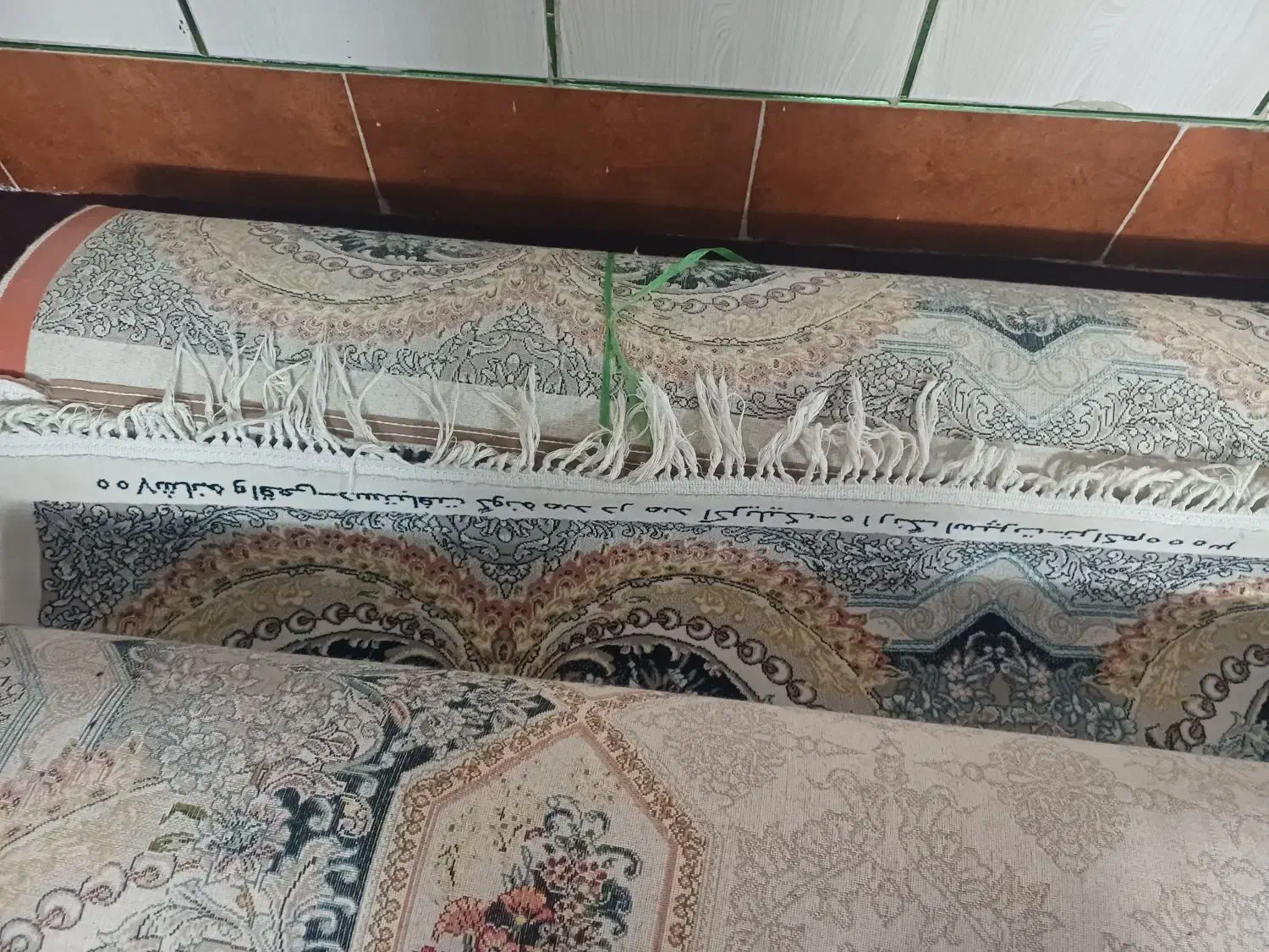 2تخته9متری ویه6متری یه شکل ویه رنگ نو700شانه واقعی|فرش|ورامین, شهرک مدرس|دیوار